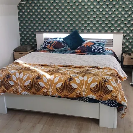 Appartement Joli De *